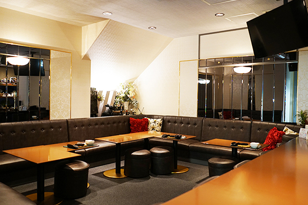 BAR×LOUNGE Allure02